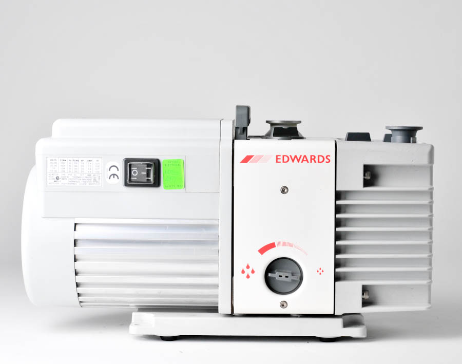 Edwards Vacuum RV 3 Rotary Vane Vacuum Pump, R14000004 / A65201903, 110/240 VAC
